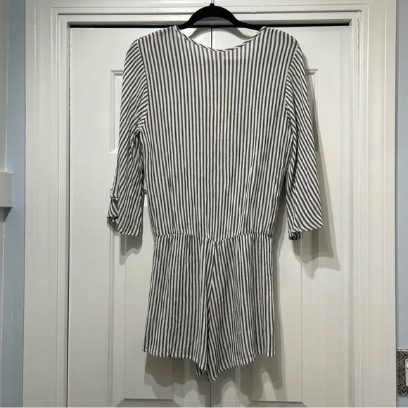 Elan Striped Romper - Picture 9 of 11